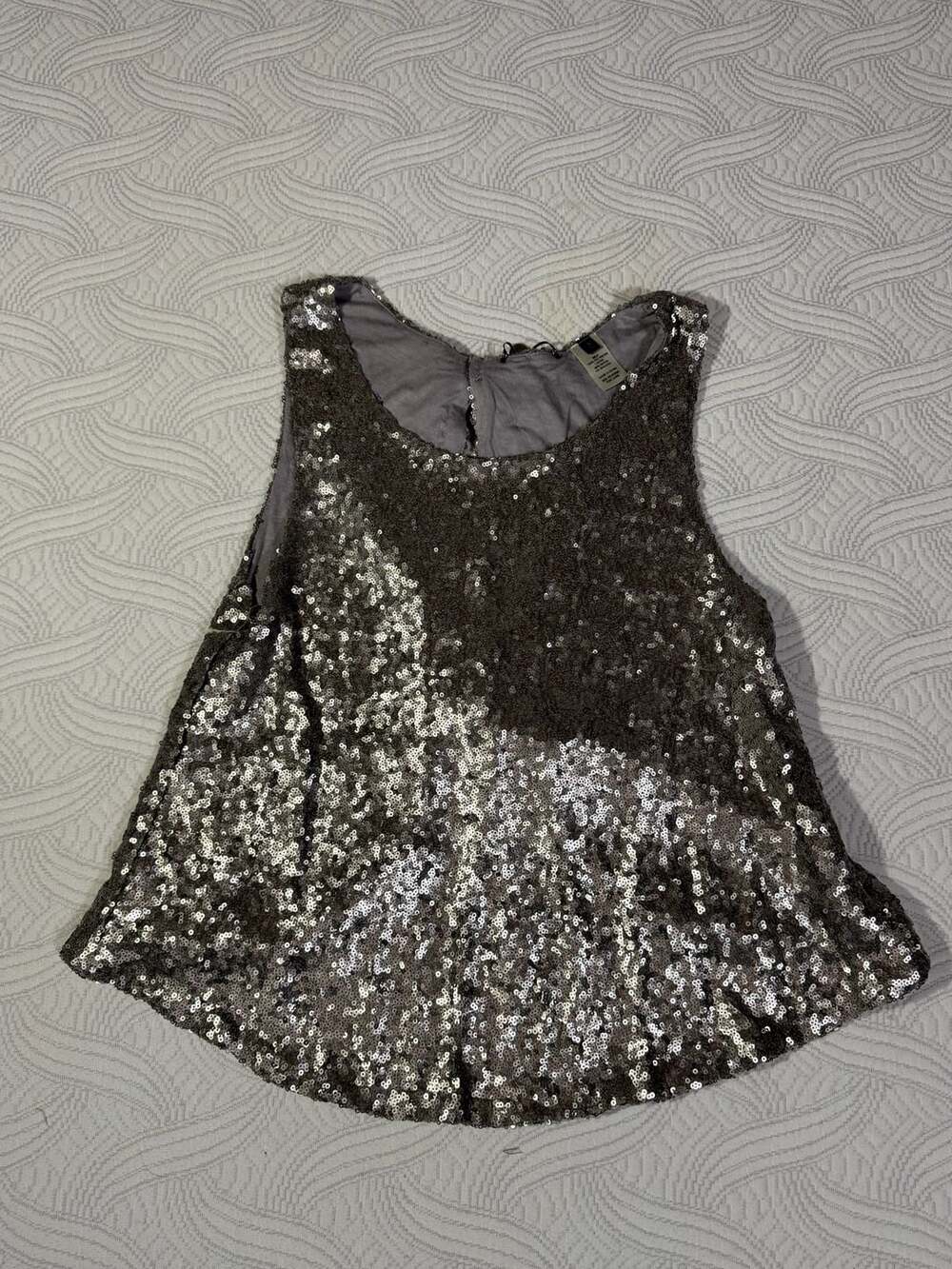 BKE Boutique Silver Sequined Open Back Bow Tank Top Size S